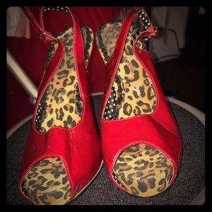 Red Pumps